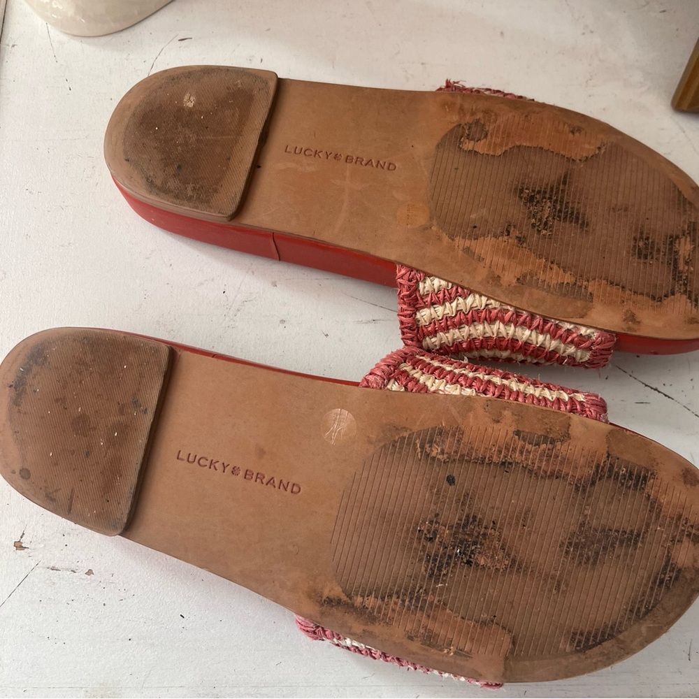 Lucky Brand Pepperika Coral and Cream Woven Peace Slide Sandals - Picture 3 of 4